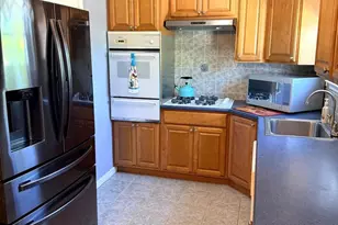 3622 Genesee Dr, Philadelphia, PA 19154 - Photo 18