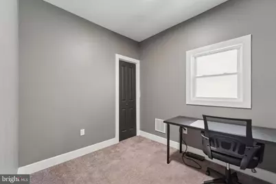 2519 Grays Ferry Avenue, Philadelphia, PA 19146 - Photo 10