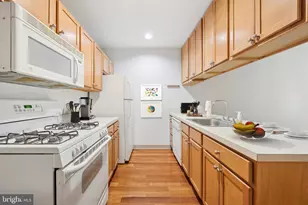 1100 Vine St, Philadelphia, PA 19107 - Photo 16