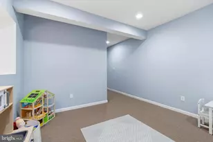 832 N 20th St, Philadelphia, PA 19130 - Photo 36
