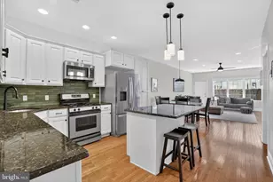 2246 Christian St, Philadelphia, PA 19146 - Photo 6