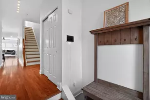 2246 Christian St, Philadelphia, PA 19146 - Photo 12