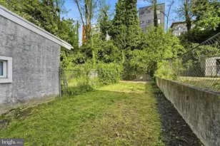 351 W Salaignac St, Philadelphia, PA 19128 - Photo 20