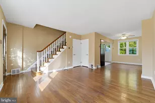 351 W Salaignac St, Philadelphia, PA 19128 - Photo 4