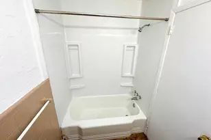 1205 Princeton Ave, Philadelphia, PA 19111 - Photo 12