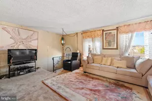 7835 Midis Pl, Philadelphia, PA 19153 - Photo 8