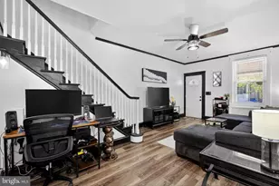 6747 Ditman St, Philadelphia, PA 19135 - Photo 2