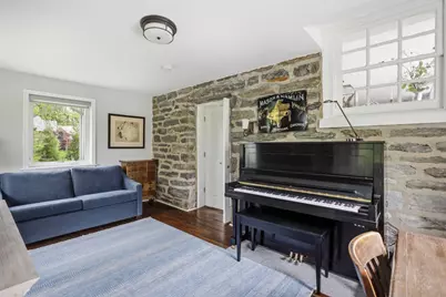 91 E Bells Mill Road, Philadelphia, PA 19118 - Photo 10
