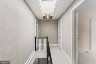 1915 Panama St, Philadelphia, PA 19103 - Photo 36