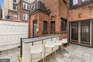 1915 Panama St, Philadelphia, PA 19103 - Photo 8
