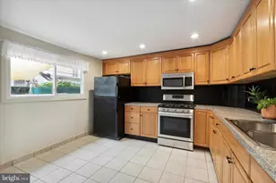 833 Almond St, Philadelphia, PA 19125 - Photo 16