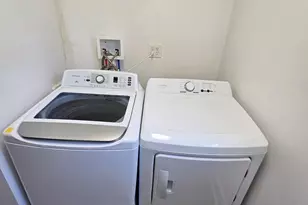 3327 N Sydenham St, Philadelphia, PA 19140 - Photo 20