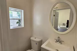 3327 N Sydenham St, Philadelphia, PA 19140 - Photo 22
