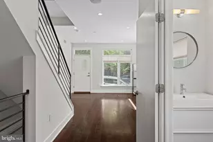 934 N 29th St, Philadelphia, PA 19130 - Photo 10