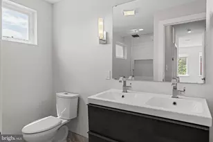 934 N 29th St, Philadelphia, PA 19130 - Photo 30