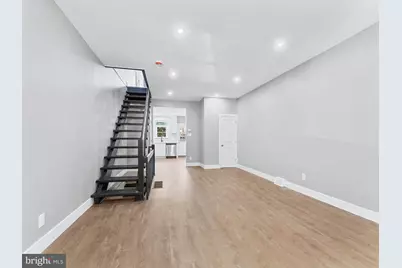 2444 S Lambert Street, Philadelphia, PA 19145 - Photo 4