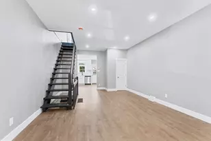 2444 S Lambert St, Philadelphia, PA 19145 - Photo 4