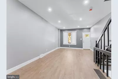 2444 S Lambert Street, Philadelphia, PA 19145 - Photo 8