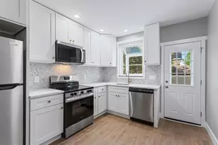2444 S Lambert St, Philadelphia, PA 19145 - Photo 12
