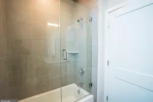1300 S 19th St, Philadelphia, PA 19146 - Photo 10