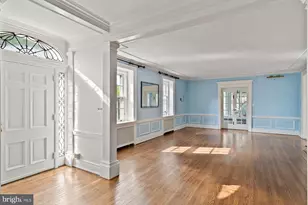 9 Norman Ln, Philadelphia, PA 19118 - Photo 4