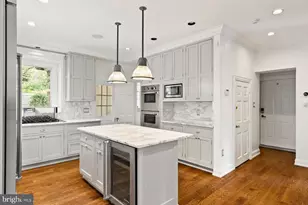 9 Norman Ln, Philadelphia, PA 19118 - Photo 10