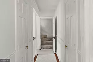 9 Norman Ln, Philadelphia, PA 19118 - Photo 18
