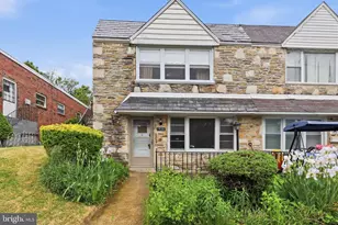 1928 Goodnaw St, Philadelphia, PA 19115 - Photo 42