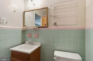 1928 Goodnaw St, Philadelphia, PA 19115 - Photo 14