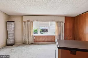 1928 Goodnaw St, Philadelphia, PA 19115 - Photo 22