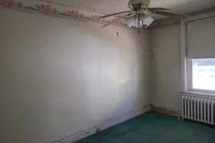 6445 Dicks Ave, Philadelphia, PA 19142 - Photo 8