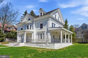 29 Pelham Rd, Philadelphia, PA 19119 - Photo 2