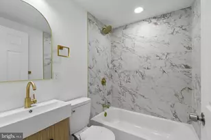 21 E Silver St, Philadelphia, PA 19134 - Photo 18
