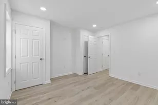 21 E Silver St, Philadelphia, PA 19134 - Photo 20