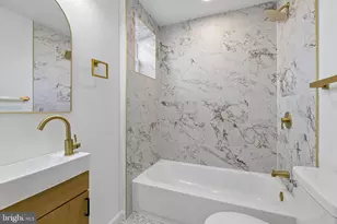 21 E Silver St, Philadelphia, PA 19134 - Photo 36