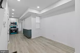 21 E Silver St, Philadelphia, PA 19134 - Photo 14