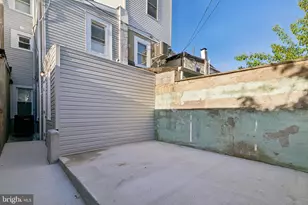 21 E Silver St, Philadelphia, PA 19134 - Photo 38