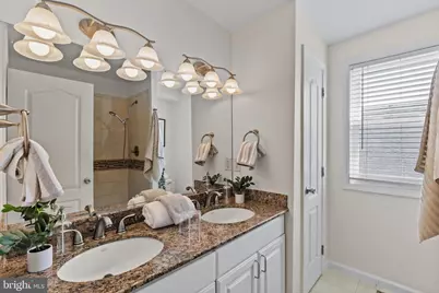 601 S 17th Street, Philadelphia, PA 19146 - Photo 28