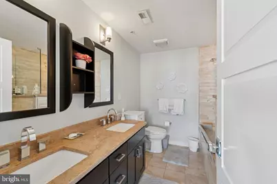 1637 Fitzwater Street, Philadelphia, PA 19146 - Photo 28