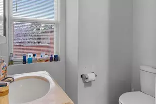 1422 W Tioga St, Philadelphia, PA 19140 - Photo 14