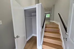1327 Kings Pl, Philadelphia, PA 19122 - Photo 10