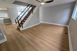 1327 Kings Pl, Philadelphia, PA 19122 - Photo 14