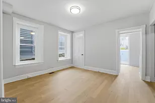 303 Green Ln, Philadelphia, PA 19128 - Photo 18