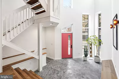 631 E Thompson Street, Philadelphia, PA 19125 - Photo 2