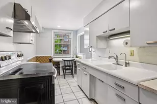 7501 Woodcrest Ave, Philadelphia, PA 19151 - Photo 12