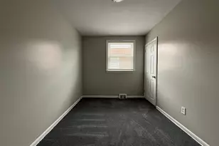 1707 Griffith St, Philadelphia, PA 19111 - Photo 36