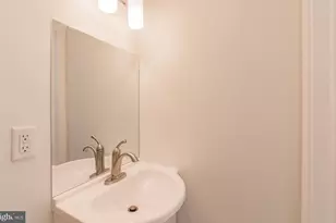 1616 N Bailey St, Philadelphia, PA 19121 - Photo 14