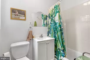 2010 E York St, Philadelphia, PA 19125 - Photo 10
