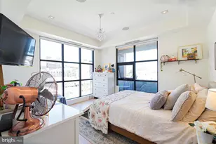 240 N 2nd St, Philadelphia, PA 19106 - Photo 10