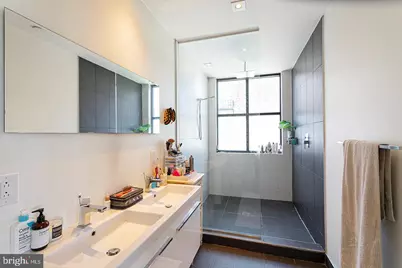 240 N 2nd Street #UNIT 4W, Philadelphia, PA 19106 - Photo 8